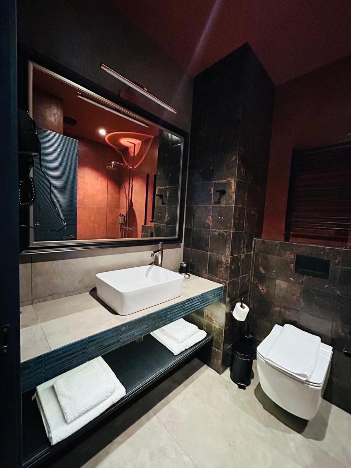 Solomon Hotel Kutaisi Bagian luar foto