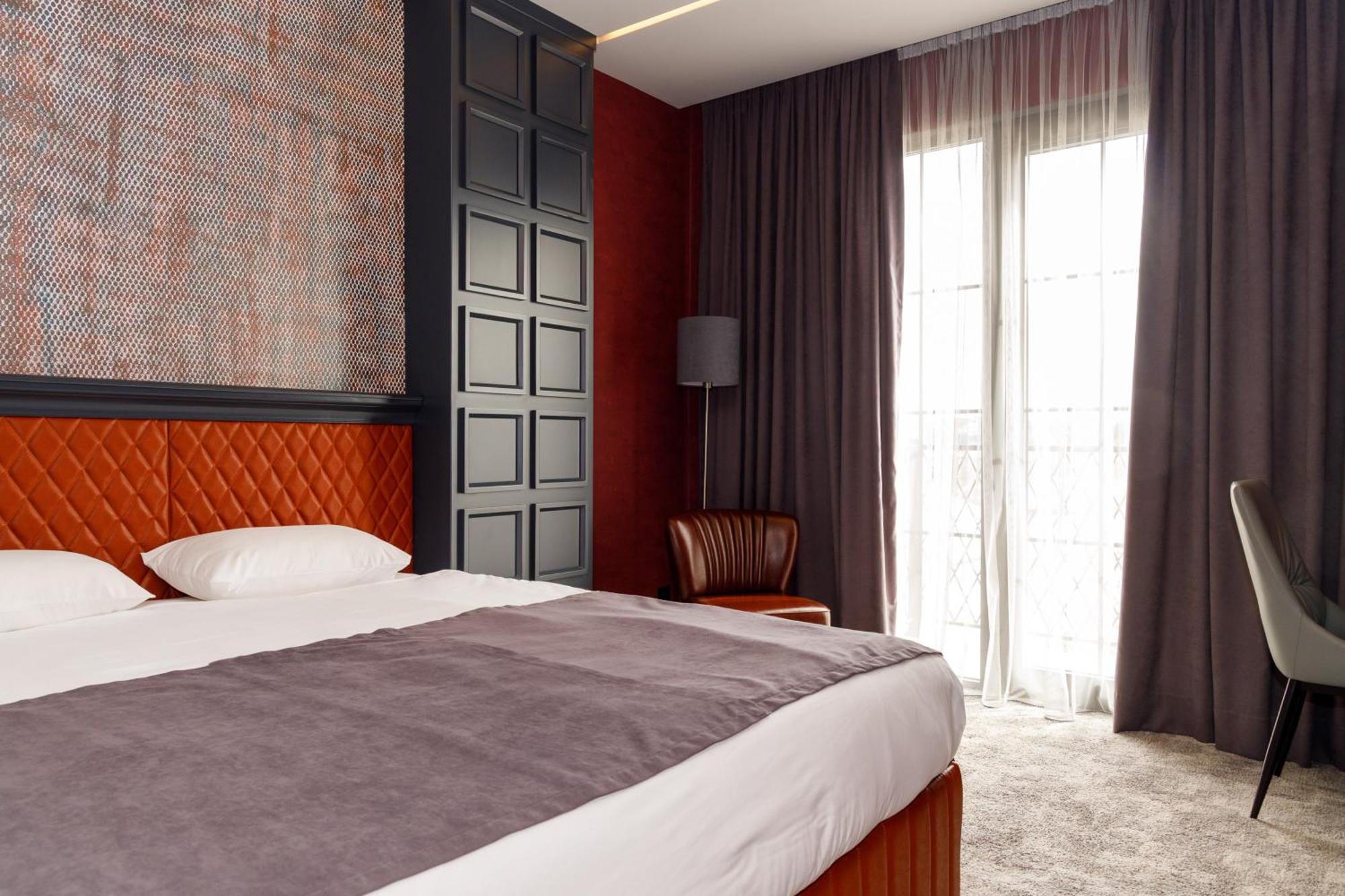 Solomon Hotel Kutaisi Bagian luar foto