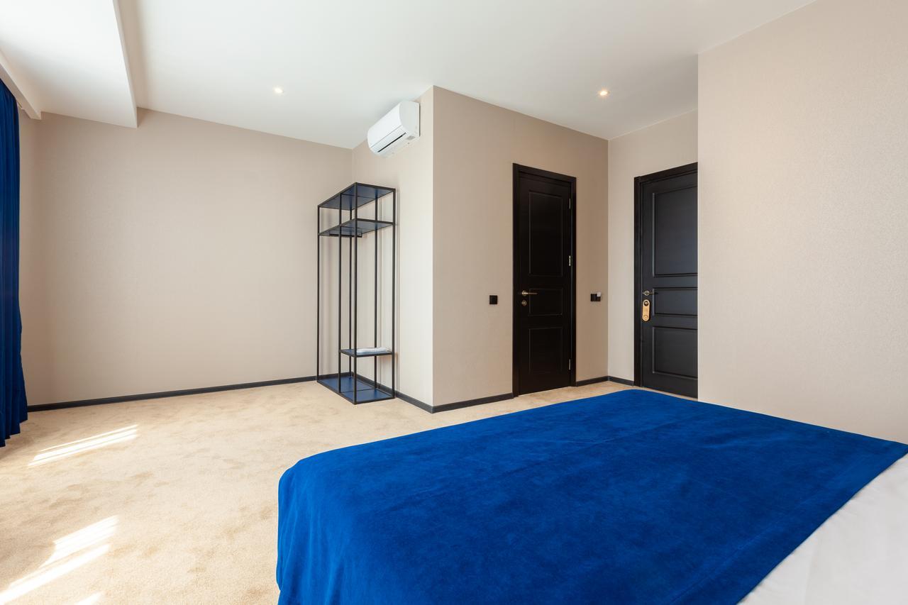 Solomon Hotel Kutaisi Bagian luar foto