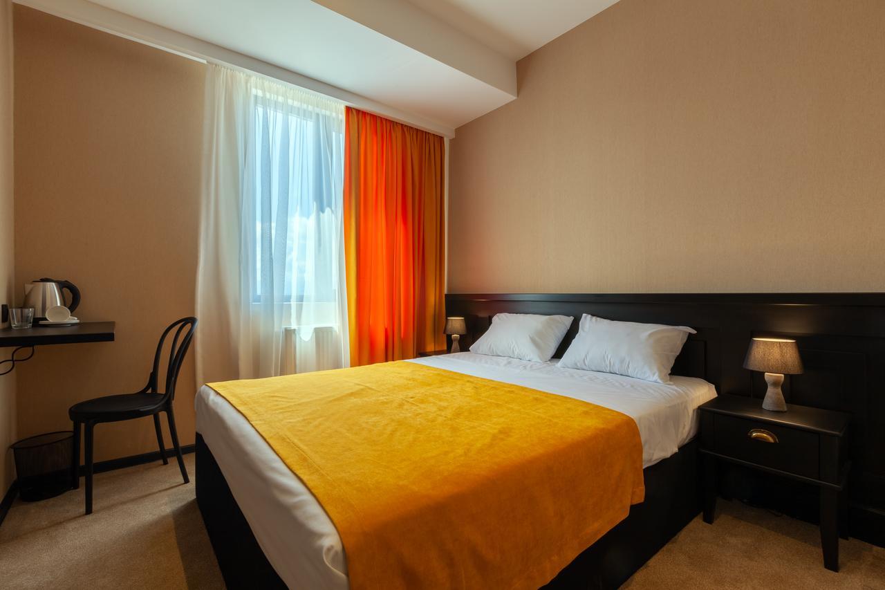 Solomon Hotel Kutaisi Bagian luar foto